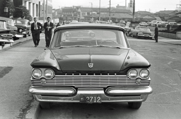 59-1c (038-14)b 1959 Chrysler Windsor 4dr Sedan.jpg